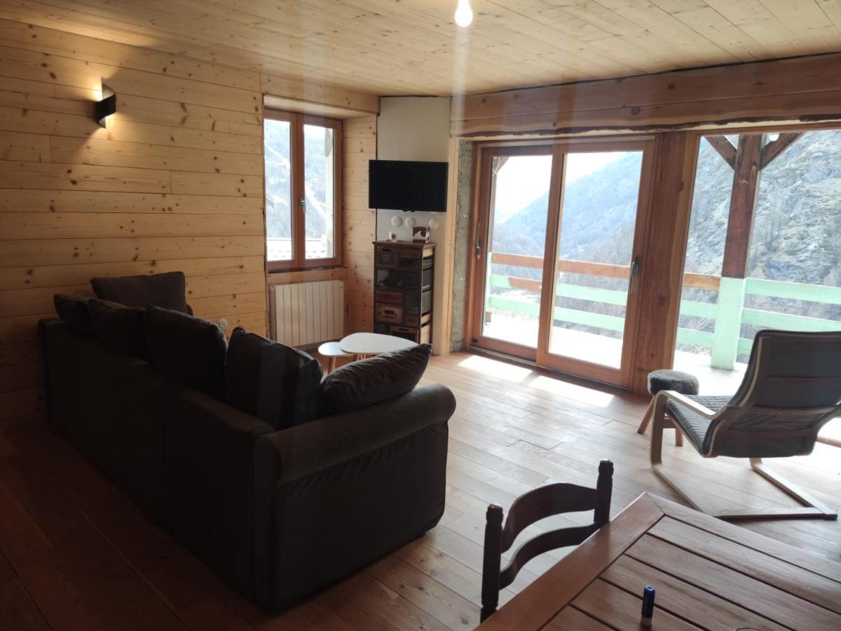 Les Hauts Du Roux Abriès Esterno foto